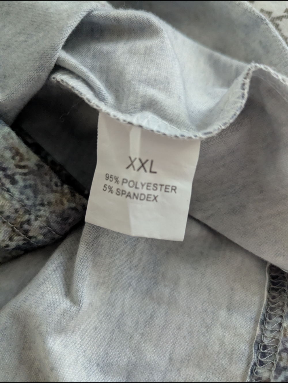 Abstract Design Shirt - Picture 3 of 7